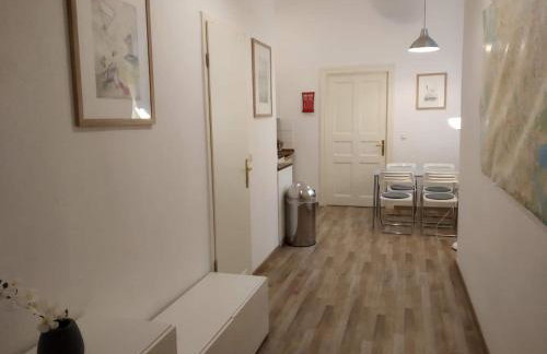 Central 2 bedroom flat for families & calm guests - Foto 21