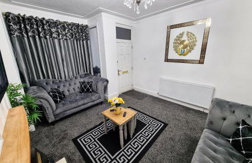 *12PR* Setup for your most relaxed & amazing stay + Free Parking + Free Fast WiFi * - Foto 19