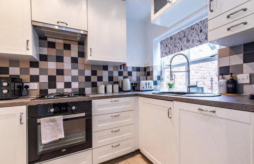 Chester Racecourse Views, Townhouse with Parking - Foto 12