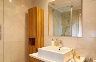 Sea View 2 Mins Walk To Beach And Estoril Casino - Foto 15