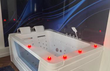 Suite EVASIO, au pied du château fort, parking privé - Foto 2