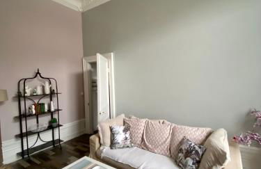 GRAND APPARTEMENT DE STYLE HAUSSMANNIEN - Foto 2