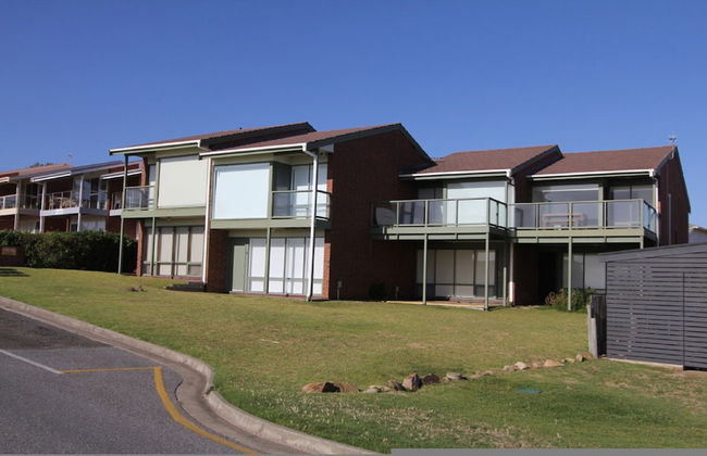 Southern Sands Beachfront Apartment - Photo 19