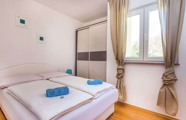 Charming Home With Swimming Pool and Beautiful Covered Terrace - Foto 2