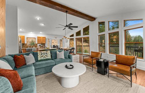 Luxury Mountain Views, hot tub, peaceful retreat - Foto 56