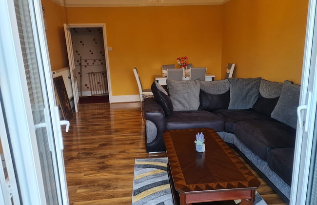 4Br Stunning Sea View Escape-near Snowdonia & Coastal Trails - Photo 18