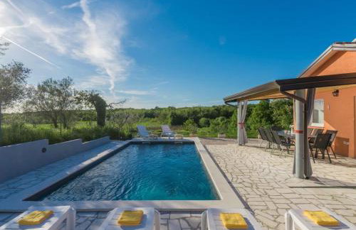 Holiday Home Villa Pendolina mit privatem Pool und Jacuzzi by Interhome - Foto 3