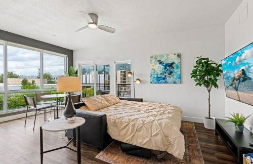 Gorgeous Central City 2BD 2BA - Foto 4