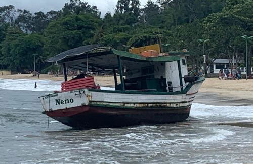Praia das Cigarras São Sebastião a 50 metros da praia - Wi-Fi - 500 Mega - Foto 29