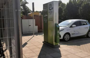 Am Bahnhof - Foto 46