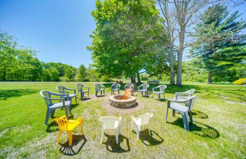 Pet-Friendly Centerville Home with Fire Pit and Grill - Foto 1