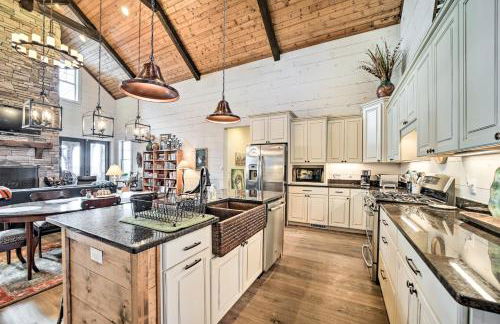 On 22 Acres! Mtn-View Cullowhee Craftsman Retreat - Foto 15