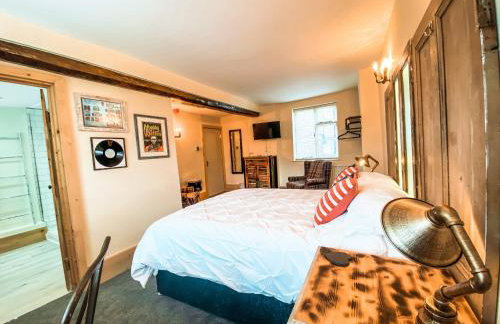 The Bridge at Riverside Suites - Foto 7