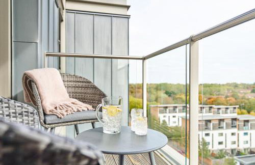 ShortstayMK Vizion apartments, with free superfast wi-fi, parking - Foto 60