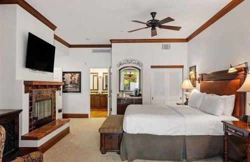 Luxury Villas at Omni La Costa Resort & Spa - Photo 43