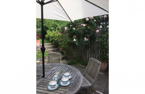 Hollyhocks Cottage surrounded by beautiful Cornish countryside. - Foto 10