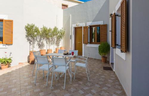 Antigoni Villa, Spacious Nature Retreat with Pool, By ThinkVilla - Foto 8