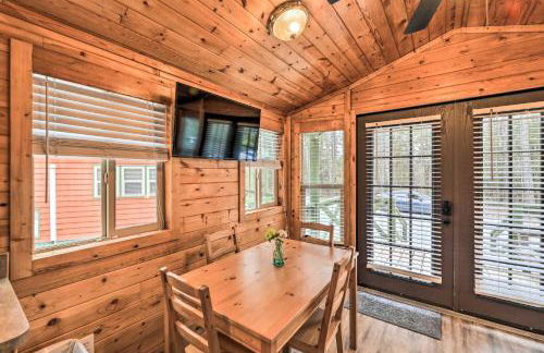 Beautiful New Bern Studio Cabin with Fire Pit! - Foto 6