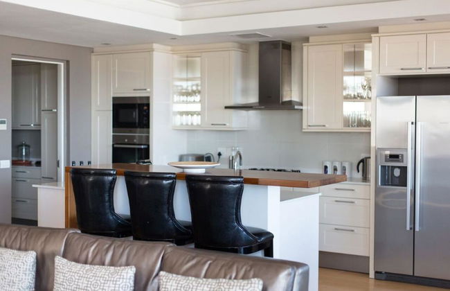 The Residences At Crystal Towers - Foto 14