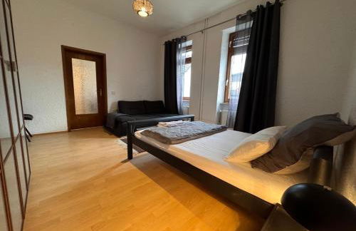 Apartment nahe Frankfurt am Main mit Parkplätzen PKW oder VAN - Foto 4