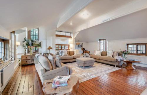 6 Bed in Englefield Green oc-e34166 - Foto 3