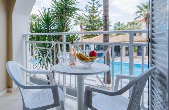 Vivian Hotel - Photo 33