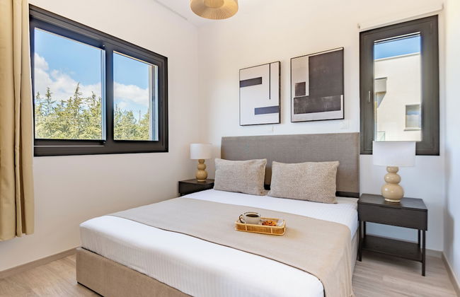 Sanders Eduardovich Limassol - Foto 14