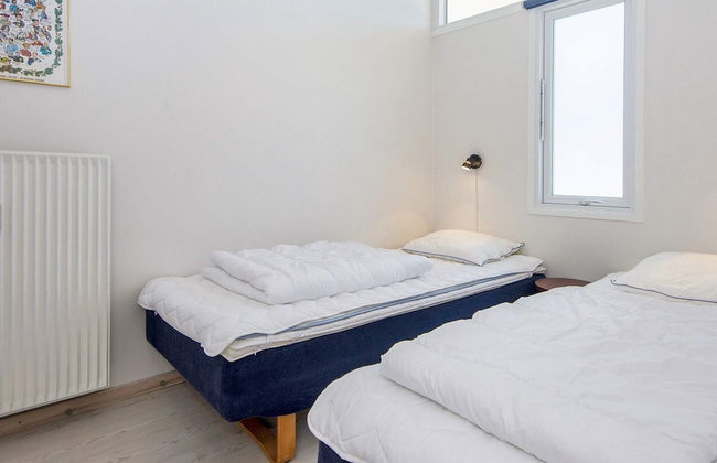 4 Person Holiday Home on Holiday Park in Glesborg - Foto 27