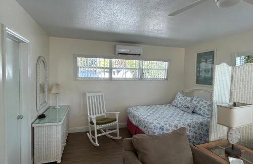 Bahama Beach Club Pompano - Fort Lauderdale - Charming and Cozy Studios & Apartments close to Beach with heated Pool - Photo 73