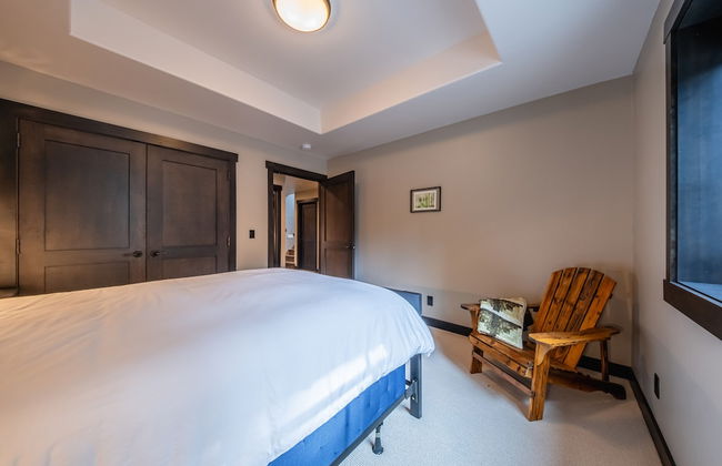 Chateau Fortine Retreat for 6! - Photo 12