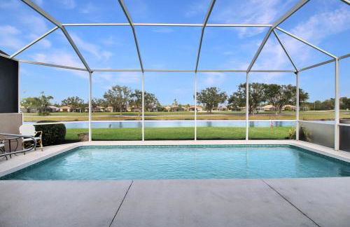 Serene pool home in the exclusive Heritage Oaks Golf & Country Club - Foto 21