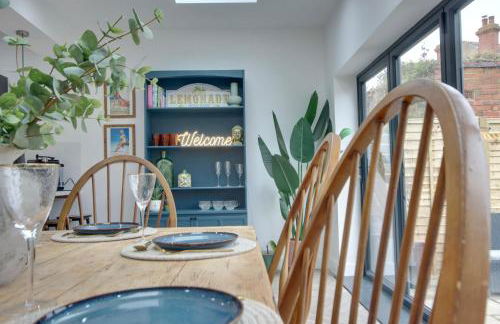 Clover lodge Portsmouth luxury home with off road free parking - Photo 9