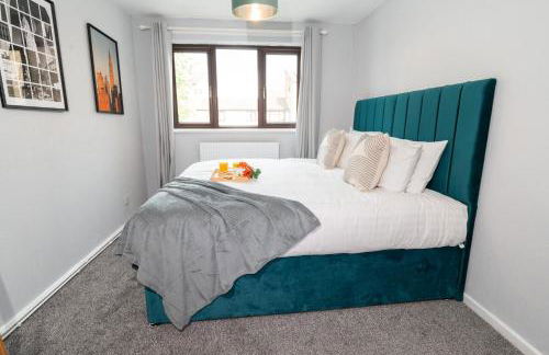 Stylish 4 bed - Contractor Stays, Wi-fi, Plenty of Parking - Foto 10