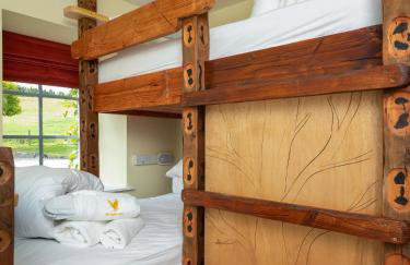 The Eagle's Nest - large house with hot tub and sauna - Foto 31