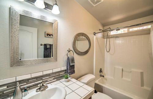 Hilltop Hideout with Peaceful Mountain Views - Foto 18