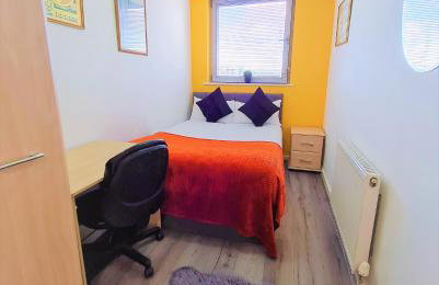 picturesque - 2 bedroom central flat - Photo 4