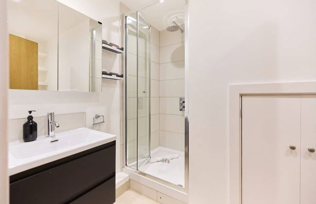 The Gwendolen Place - Contemporary 2bdr Flat w/ Terrace + Balcony - Foto 4