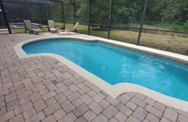 Spacious 5 bdrm 4 bth pool home, game room New Year special close to Disney, Epic Universe Spring Break Special - Foto 38