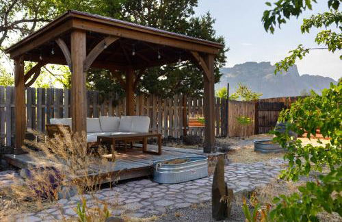 Steps from Smith Rock in Prime Location - Foto 21