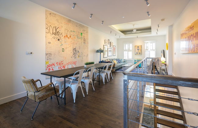 Applewood Suites - The Ossington Loft - Photo 13