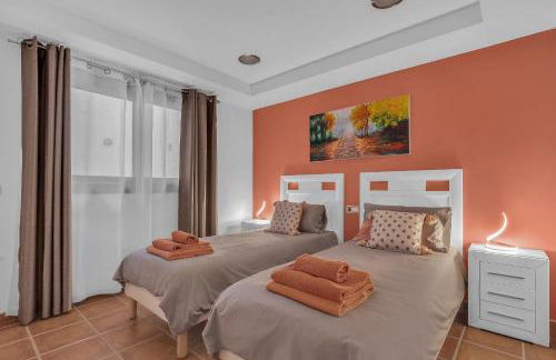 Villa Magnolia by Finest Rentals - Photo 24