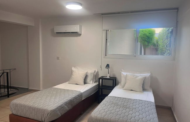 Phaedrus Living Hoopoe Residencies 001 - Photo 7