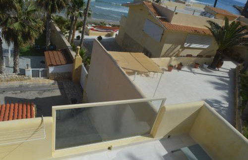 Espectacular Suite Privada a pie de playa y mar en CHALET ROQUETES - Foto 43