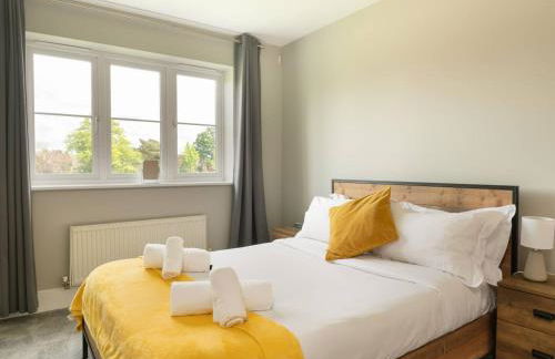 Modern, Well Presented 2-Bedroom Apartment, With Parking, Opposite Nirvana Spa - Pass the Keys - Foto 9