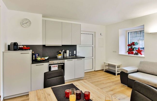 Inviting Apartment in Inzing With Garden - Foto 9