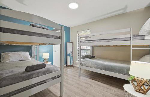 Best of Allen at Fountain Park - 5BD-2BA with Pool - Foto 33