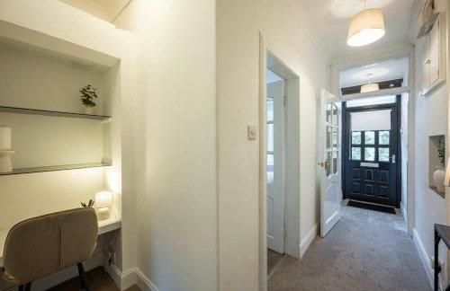 Coastal Nest - Cosy flat in Irvine town centre - 5 minute drive from beach - Foto 6