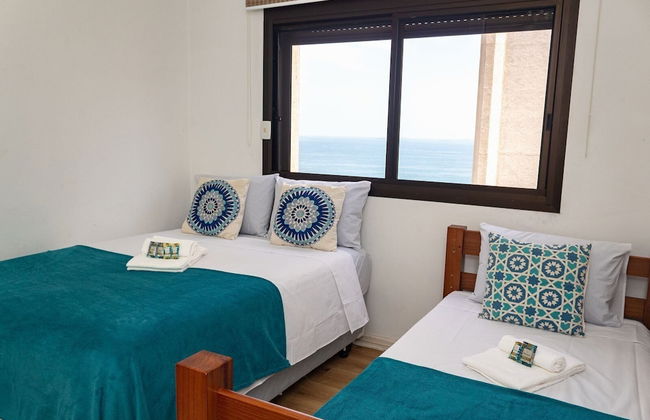 Apê Praia das Astúrias Vista Mar - Photo 3