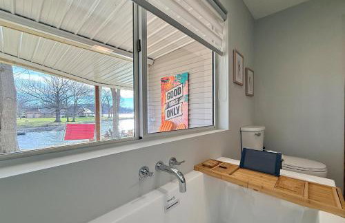 Waterfront 3BR Loft w Dock on Lake of Egypt - Foto 27