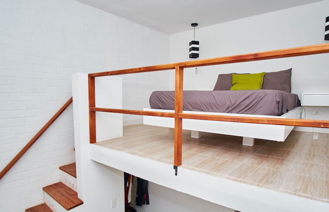 Lujoso Apto WIFI Gratis Balcon y Jacuzzi - Photo 16